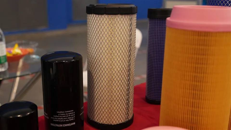 Yuqori-samarador ogʻir yuk mashinalari havo filtrlari C17337 traktor qismi dvigatel moyi havo filtri 87438245 CA-839A Great Hepa havo filtrlari